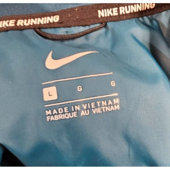 Nike Womens L Aerolayer Thermore Lightweight Repel Vest - Picture 10 of 12